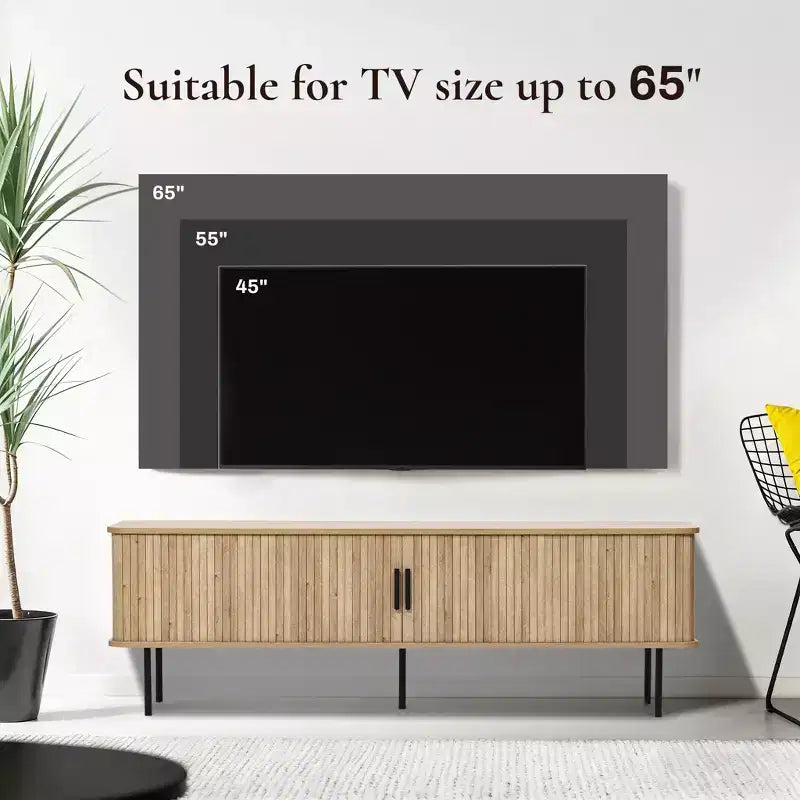 62,6 po. Meuble TV moderne avec rangement pour téléviseurs jusqu'à 65 pouces, console de divertissement en chêne avec portes coulissantes, brun